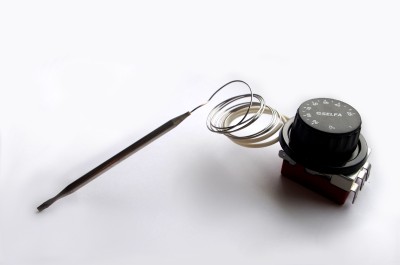 Termostat z kapilarą (jednofazowy) HU/20-127